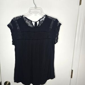 Daniel Rainn Black Lace Yoke Cap Sleeve Top